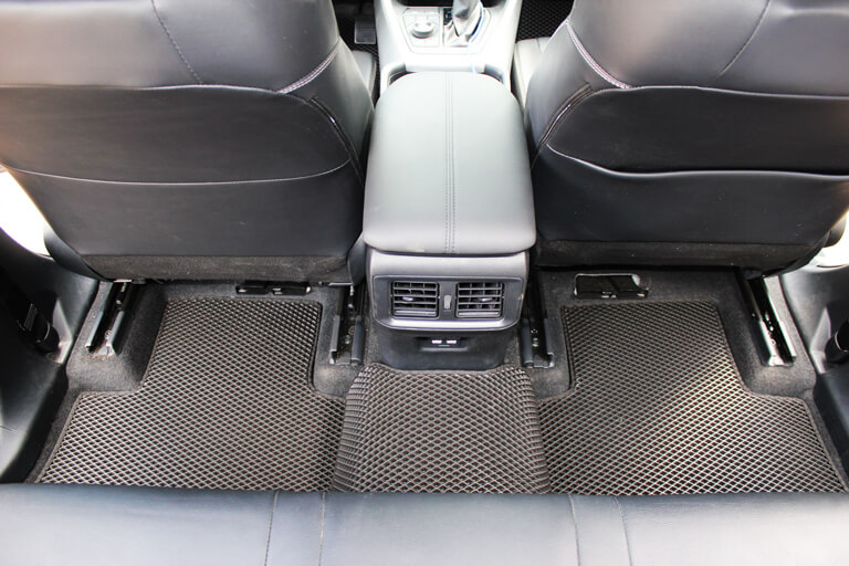 комплект eva ковриков задний ряд для подвесной педали акселератора на Toyota Rav4 XA50