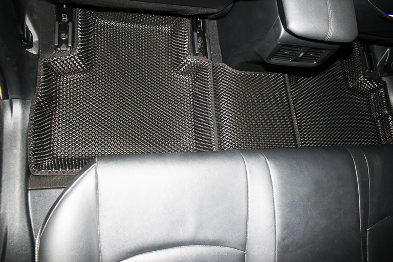 комплект eva ковриков для подвесной педали акселератора на Toyota Rav4 XA50